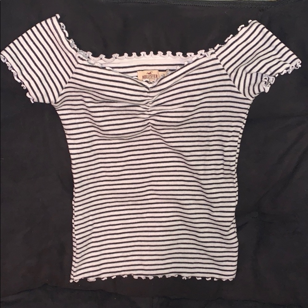 Striped off-the-shoulder shirt